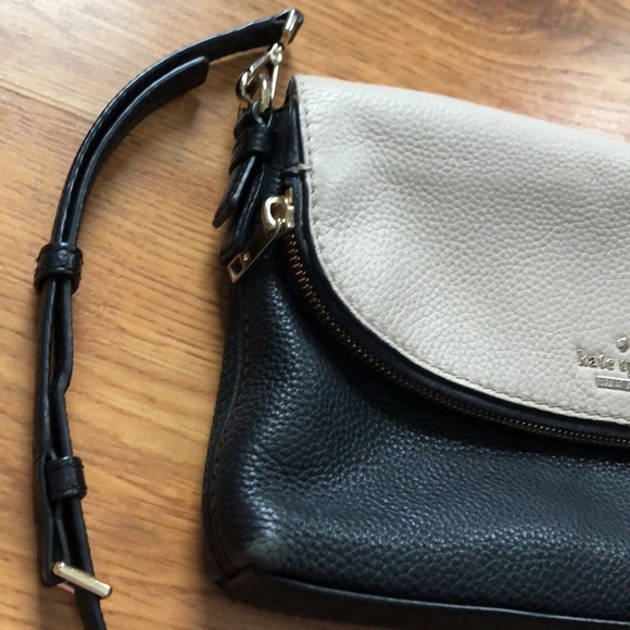 Kate Spade Jackson Street Harlyn Leather Crossbody Bag - Picture 4 of 12